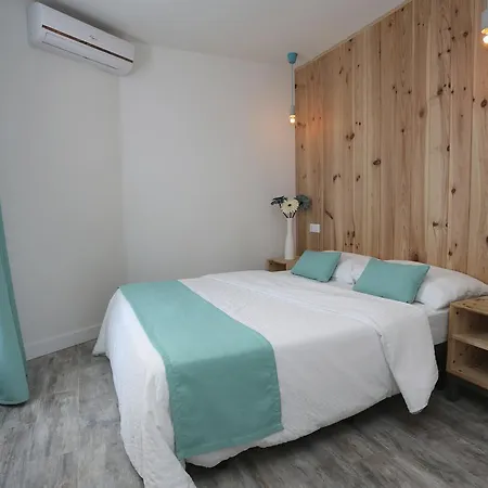 The Vintage Club Caters To Gay Men Hotell